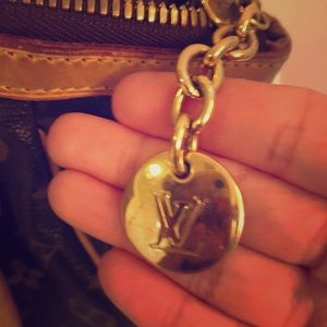 Louis Vuitton Tivoli Handbag